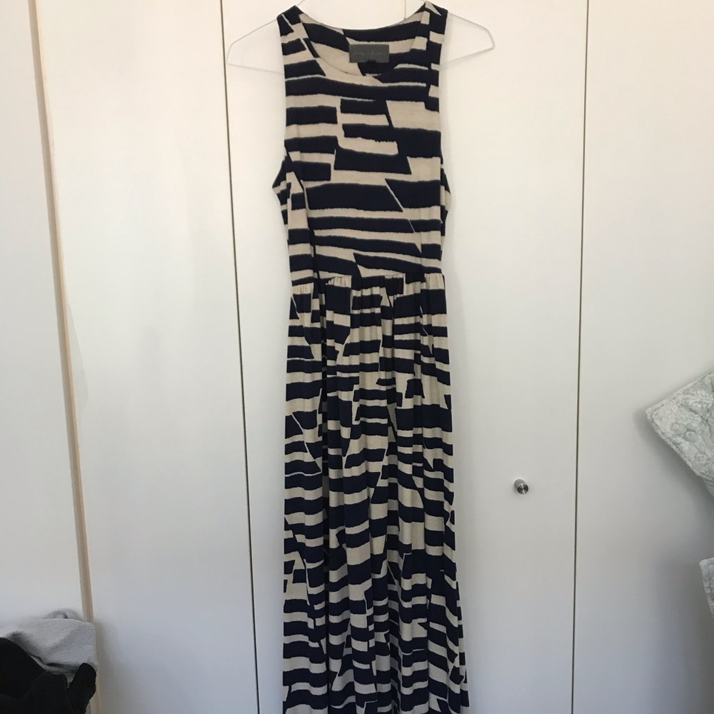 Geometric print maxi dress (navy and cream)